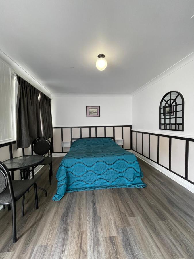 Tamworth Lodge Motel Buitenkant foto