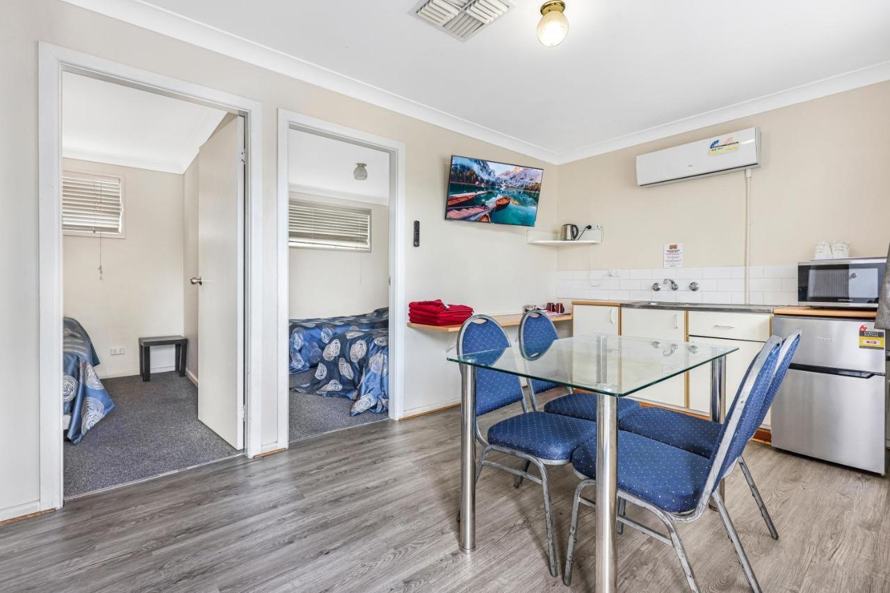 Tamworth Lodge Motel Buitenkant foto